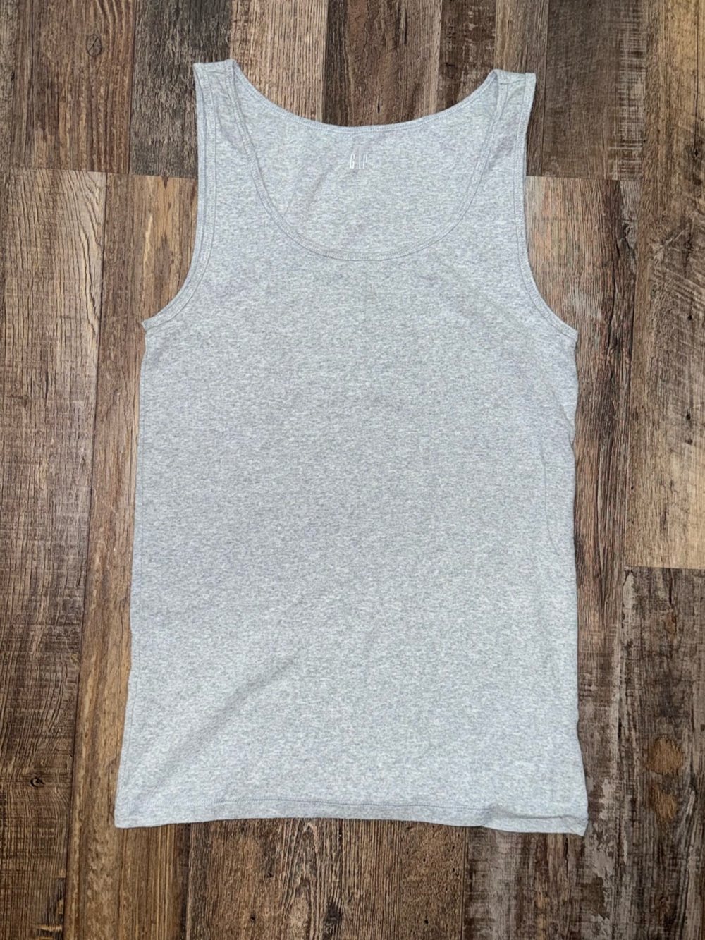 GAP Light Gray Women's Tank Top - Scoop Neck